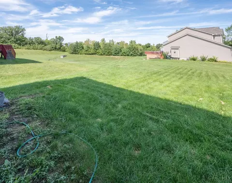 Exterior - 12085 Brookway Dr, Cincinnati, OH 45240 photo 3 of 5
