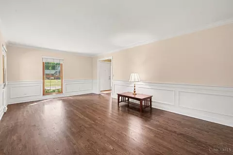 Living - 11257 Marlette Dr, Cincinnati, OH 45249 photo 3 of 5