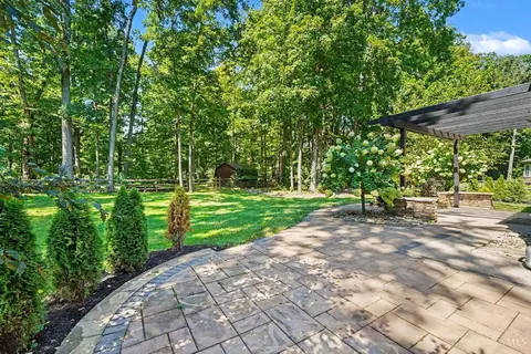 Exterior - 11257 Marlette Dr, Cincinnati, OH 45249 photo 7 of 9