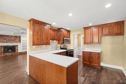 Kitchen - 11257 Marlette Dr, Cincinnati, OH 45249 photo 1 of 3