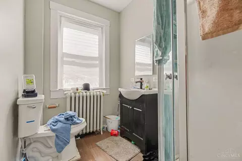 Bath - 3587 Wayne Ave, North Bend, OH 45052 photo 3 of 4