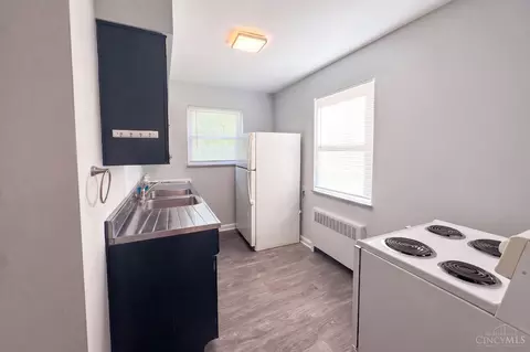 Kitchen - 6026 Colter Ave, Cincinnati, OH 45230 photo 1 of 2