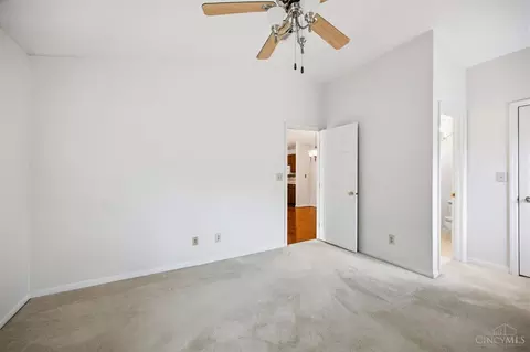 Bedroom - 7633 Montgomery Rd, Cincinnati, OH 45236 photo 5 of 10