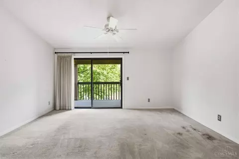 Bedroom - 7633 Montgomery Rd, Cincinnati, OH 45236 photo 1 of 10
