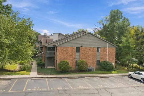 Exterior - 7633 Montgomery Rd, Cincinnati, OH 45236 photo 11 of 12