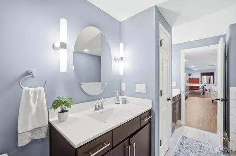 Bath - 5073 Beechwood Rd, Cincinnati, OH 45244 photo 11 of 13