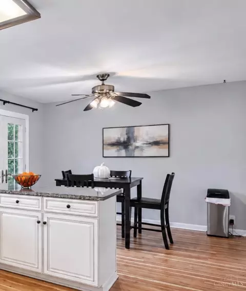 Dining - 824 Shawnee Trace Ct, Cincinnati, OH 45255 photo 1 of 5