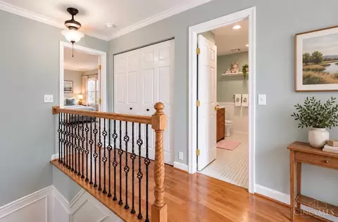 Entry Way - 824 Shawnee Trace Ct, Cincinnati, OH 45255 photo 4 of 4