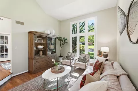Living - 3831 Monets Ln, Evendale, OH 45241 photo 1 of 5