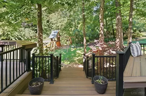 Exterior - 3831 Monets Ln, Evendale, OH 45241 photo 11 of 15