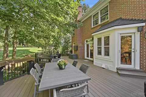 Exterior - 3831 Monets Ln, Evendale, OH 45241 photo 7 of 15
