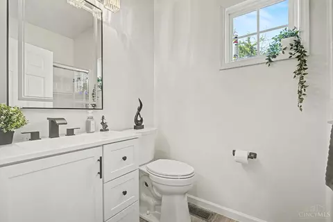 Bath - 40 Teil Tree Ct, Monroe, OH 45050 photo 3 of 5
