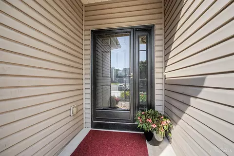 Entry Way - 40 Teil Tree Ct, Monroe, OH 45050 photo 1 of 5