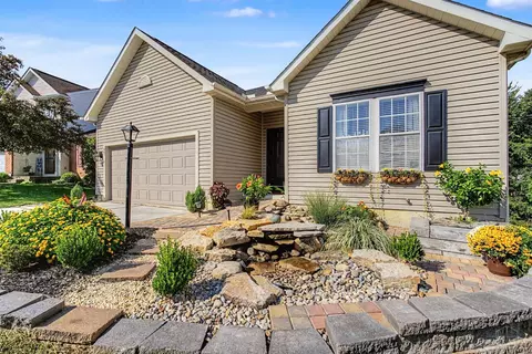 Exterior - 40 Teil Tree Ct, Monroe, OH 45050 photo 7 of 15