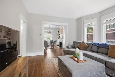 Living - 2830 Madison Rd, Cincinnati, OH 45209 photo 3 of 3