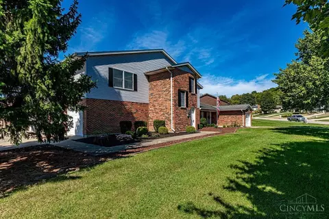 Exterior - 650 Leo Dr, Hamilton, OH 45013 photo 9 of 9