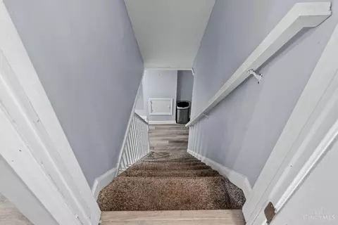 Entry Way - 9287 Coogan Dr, Cincinnati, OH 45231 photo 3 of 3