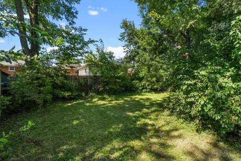 Exterior - 9287 Coogan Dr, Cincinnati, OH 45231 photo 6 of 10