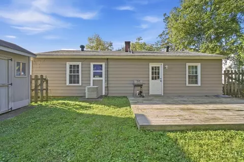 Exterior - 1062 Garnoa Dr, Cincinnati, OH 45231 photo 5 of 11