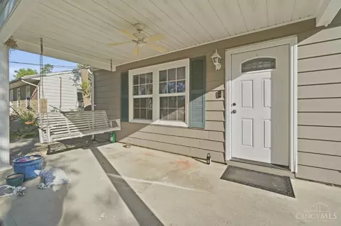 Exterior - 1062 Garnoa Dr, Cincinnati, OH 45231 photo 3 of 11