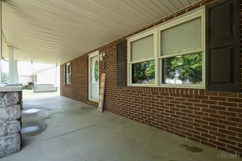 Exterior - 102 Boulder Dr, Mount Orab, OH 45154 photo 2 of 6