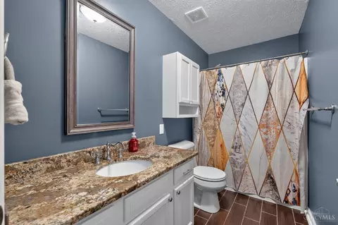 Bath - 102 Boulder Dr, Mount Orab, OH 45154 photo 1 of 3