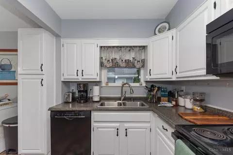 Kitchen - 7706 Gardner Rd, Georgetown, OH 45121 photo 1 of 3
