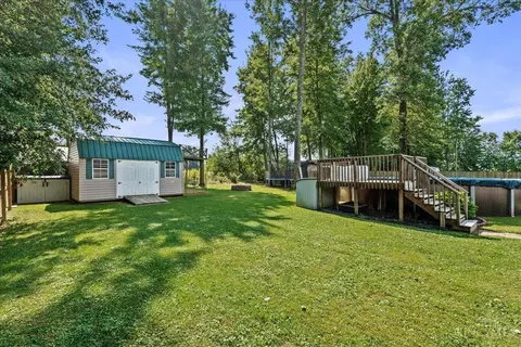 Exterior - 531 Mill St, Blanchester, OH 45107 photo 6 of 10