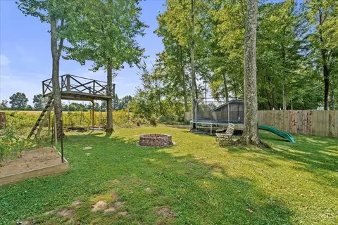 Exterior - 531 Mill St, Blanchester, OH 45107 photo 7 of 10
