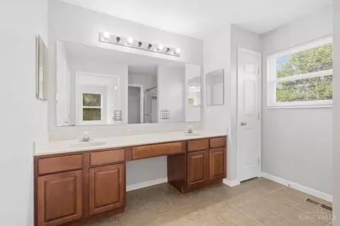 Bath - 774 Birch Grv, Morrow, OH 45152 photo 1 of 4