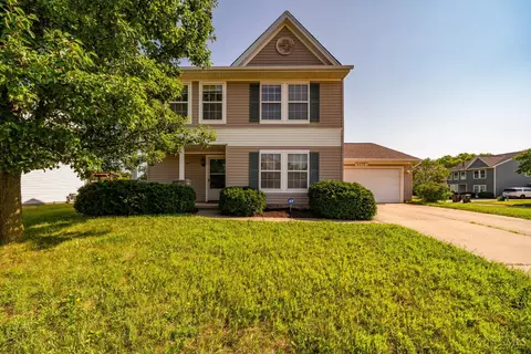 4175 King Bird Ln, Miamisburg, OH 45342