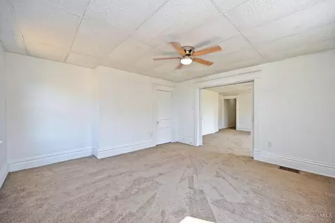 Living - 1020 Parkson Pl, Cincinnati, OH 45204 photo 11 of 11