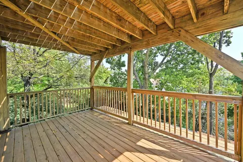 Exterior - 1020 Parkson Pl, Cincinnati, OH 45204 photo 6 of 17