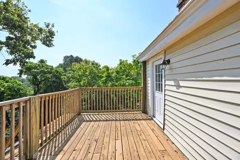 Exterior - 1020 Parkson Pl, Cincinnati, OH 45204 photo 11 of 17