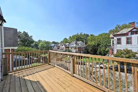 Exterior - 1020 Parkson Pl, Cincinnati, OH 45204 photo 5 of 17