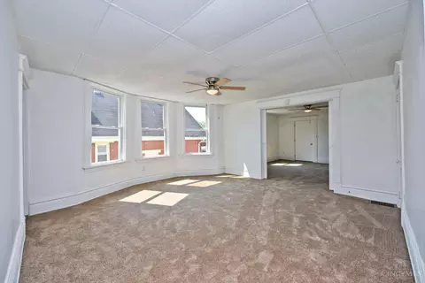 Living - 1020 Parkson Pl, Cincinnati, OH 45204 photo 8 of 11