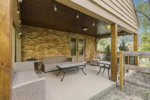 Exterior - 5596 Sidney Rd, Cincinnati, OH 45238 photo 3 of 12