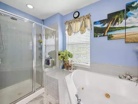 8200 Vadith Ct, West Chester, OH 45069