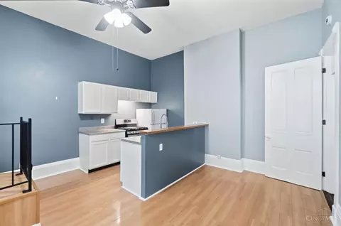 Kitchen - 116 Parker St, Cincinnati, OH 45219 photo 1 of 14