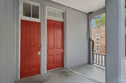 Exterior - 116 Parker St, Cincinnati, OH 45219 photo 7 of 13