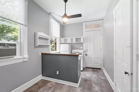 Kitchen - 116 Parker St, Cincinnati, OH 45219 photo 9 of 14