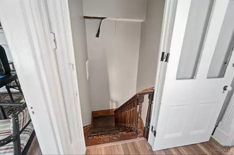 Entry Way - 116 Parker St, Cincinnati, OH 45219 photo 7 of 7