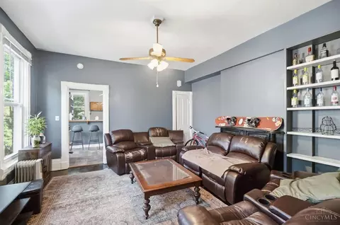 Living - 116 Parker St, Cincinnati, OH 45219 photo 6 of 8
