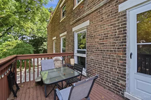 Exterior - 116 Parker St, Cincinnati, OH 45219 photo 9 of 13
