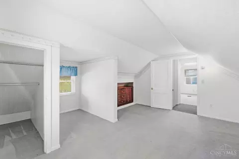 Bedroom - 8532 Darnell Ave, Cincinnati, OH 45236 photo 6 of 9