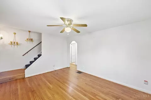 Living - 8532 Darnell Ave, Cincinnati, OH 45236 photo 3 of 4