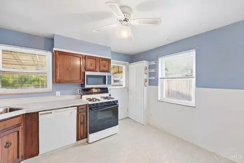 Kitchen - 8532 Darnell Ave, Cincinnati, OH 45236 photo 1 of 1
