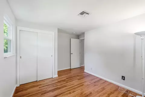 Bedroom - 9022 Foxhunter Ln, Cincinnati, OH 45242 photo 7 of 9