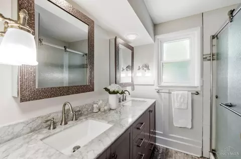 Bath - 9022 Foxhunter Ln, Cincinnati, OH 45242 photo 2 of 6