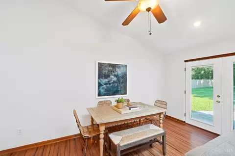 Dining - 9022 Foxhunter Ln, Cincinnati, OH 45242 photo 4 of 4